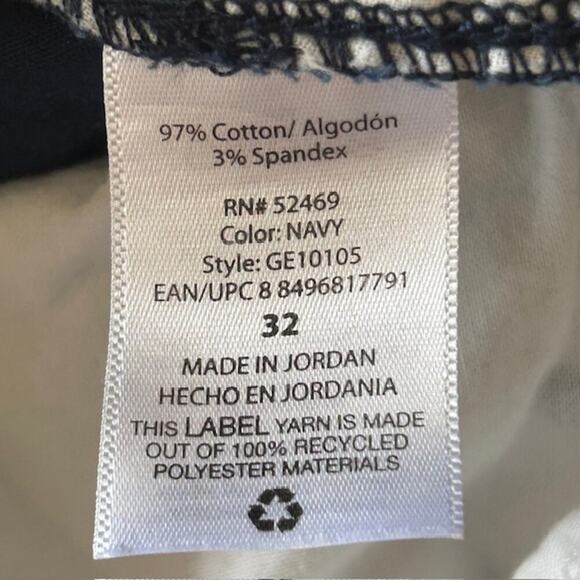 George Men's Navy Flat Front Shorts, size 32 - Picture 4 of 5